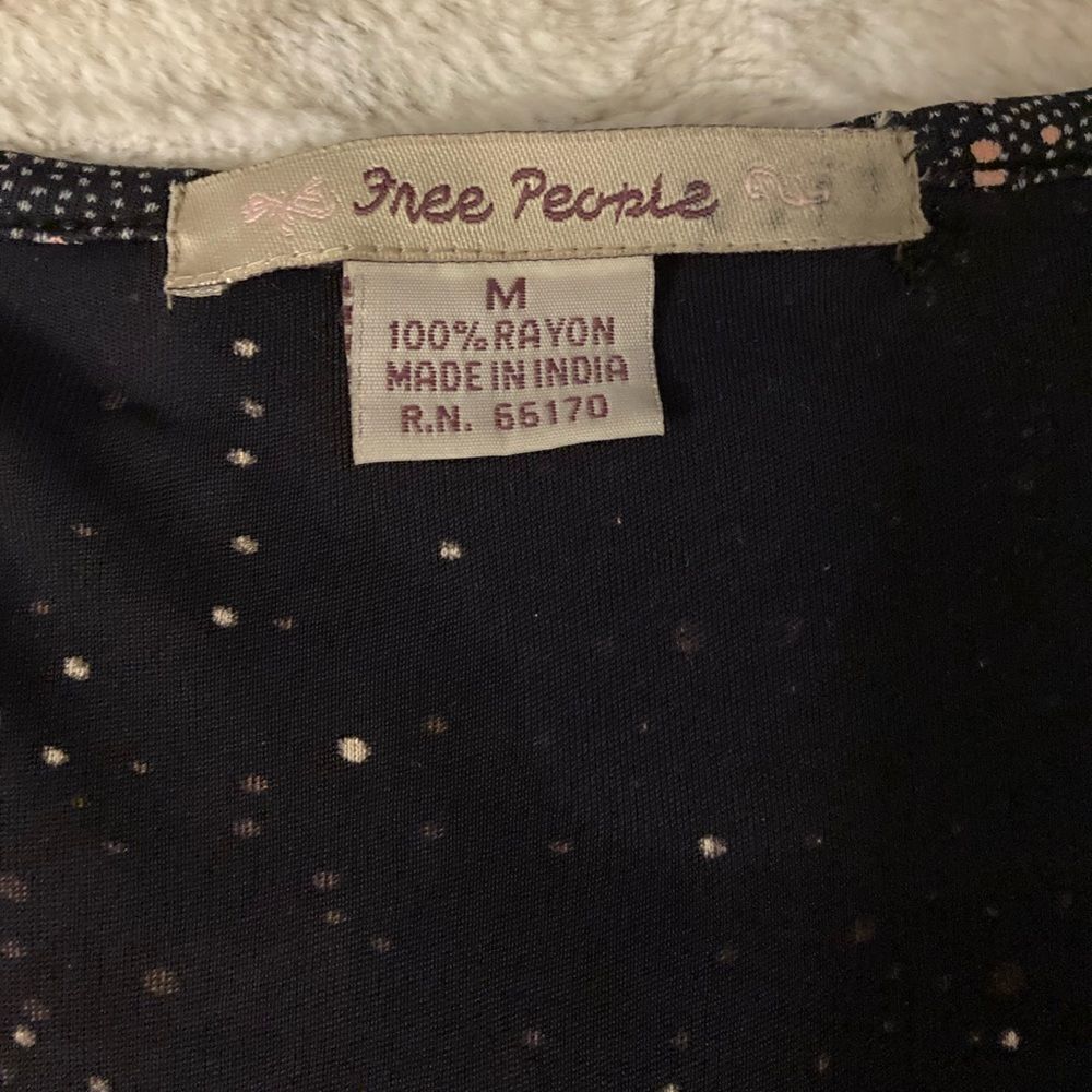 : : VINTAGE FREE PEOPLE Low Cut Polka Dot Cap Sleeve / Sleeveless Dress : : - Picture 6 of 16